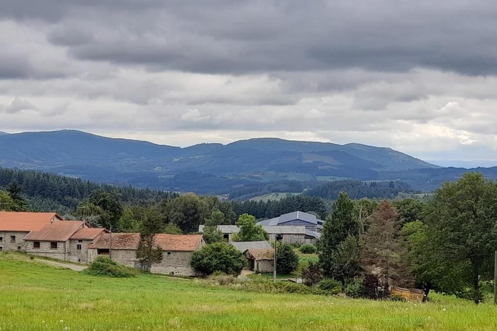 Les Abelias Bed and Breakfast Hauterive  Exteriör bild
